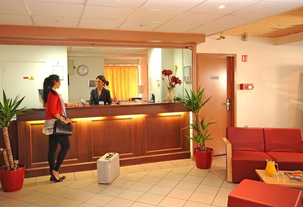 Ibis Budget Bourgoin Jallieu Centre Exteriör bild