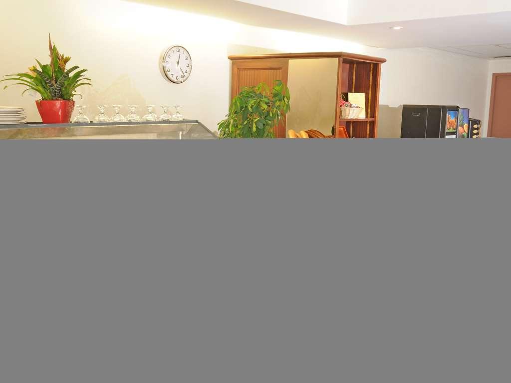 Ibis Budget Bourgoin Jallieu Centre Restaurang bild
