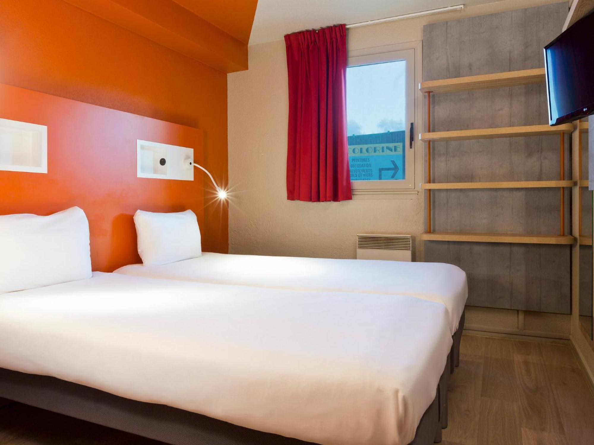 Ibis Budget Bourgoin Jallieu Centre Exteriör bild